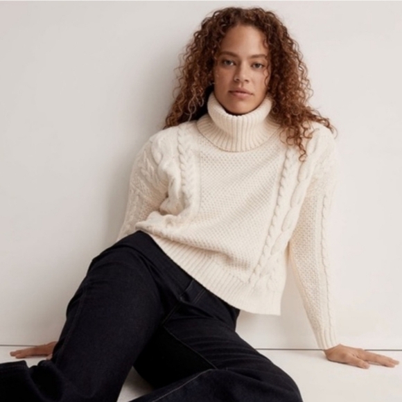 Madewell Cable Knitted Turtleneck Sweater in Antique Cream Color size Medium - Picture 1 of 15
